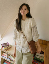 Load image into Gallery viewer, Floral Ruffled Chiffon Blouse