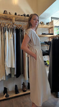 Load image into Gallery viewer, French-style Front-Button Wide-Belt Loose-fitting Dress
