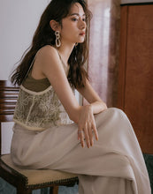 Load image into Gallery viewer, Small Flower Lace Breathable Vest