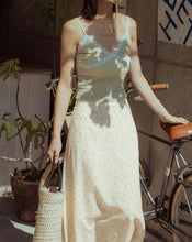 Load image into Gallery viewer, Chiffon Floral Straight Split Skirt