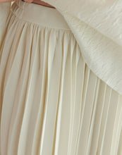 Load image into Gallery viewer, Simple Temperament Back Elastic Belt Pleated Long Skirt