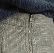 Load image into Gallery viewer, Frayed Hem A-Line Midi Skirt