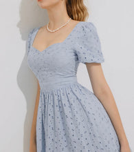Load image into Gallery viewer, Sweetheart Neckline Backless Tie-Up Dress