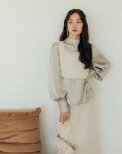 Load image into Gallery viewer, Small Stand-up Collar Glossy Top