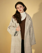 Load image into Gallery viewer, Minimalist Check Loose Wool Coat