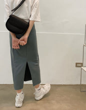 Load image into Gallery viewer, MIT Looks Thin Everyday