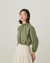Load image into Gallery viewer, Ruffle Collar Crease CropTop