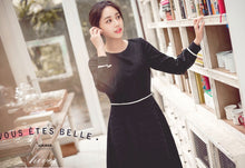 Load image into Gallery viewer, Jagged Jacquard Contrast Trim Dress
