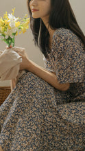 Load image into Gallery viewer, Square Collar Floral Mermaid Long Dress
