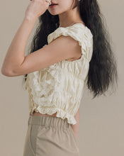 Load image into Gallery viewer, Creped Stitched Lace Top
