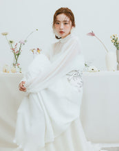 Load image into Gallery viewer, Elegant slightly transparent fine fold small turtleneck Blouse
