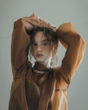 Load image into Gallery viewer, Through-muscle Tulle Sleeve Blouse (With Tie)
