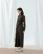 Load image into Gallery viewer, Misty Classic High-necked Simple A-Line Dress
