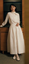 Load image into Gallery viewer, Three-Dimensional Bubble Check Pleated Round Skirt
