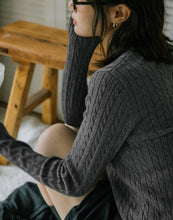 Load image into Gallery viewer, Simple Hemp Knitted Cardigan
