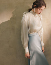 Load image into Gallery viewer, Bow-Bowed Puffy Sleeve Soft Light Blouse
