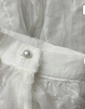 Load image into Gallery viewer, Turtleneck Three-dimensional Yarn Sheer Puffy Sleeve Blouse
