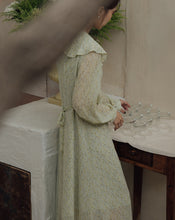 Load image into Gallery viewer, Japanese-style Floral Ruffles Collar Dress
