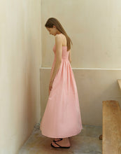 Load image into Gallery viewer, Wrinkled Elastic Slim-fitting Puffy Long Dress

