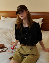 Load image into Gallery viewer, Lotus Leaf Large Collar Pearl Button Shirt
