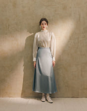 Load image into Gallery viewer, Bow-Bowed Puffy Sleeve Soft Light Blouse
