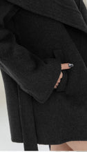 Load image into Gallery viewer, 100% Cashmere Coat
