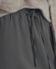 Load image into Gallery viewer, CHIFFON ELASTICATED-DRAWSTRING MIDI SKIRT
