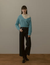 Load image into Gallery viewer, Loose V-Neck Knitting Crop Cotton Sweater
