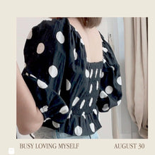 Load image into Gallery viewer, Small French Dots V-neck Lotus Leaf Top
