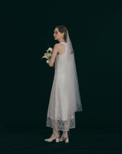 Load image into Gallery viewer, Halter Neck Sleeveless Backless Lace Long Dress
