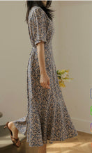 Load image into Gallery viewer, Square Collar Floral Mermaid Long Dress
