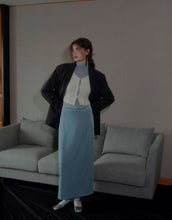 Load image into Gallery viewer, Winter Style Velvet Long Skirt
