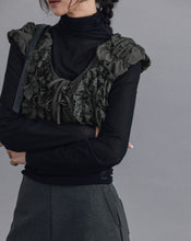 Load image into Gallery viewer, Creped Stitched Lace Top
