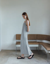 Load image into Gallery viewer, Satin Strap Mermaid Long Dress
