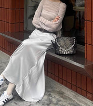 Load image into Gallery viewer, Slim Waistless Satin Mermaid Long Skirt
