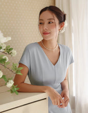 Load image into Gallery viewer, V-neck Cover Sleeve Waist Mermaid Long Dress
