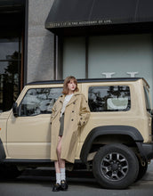 Load image into Gallery viewer, Textured Double-row Buckle Long version Windbreaker (With Belt
)

