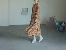 Load image into Gallery viewer, Broken Flora Multilayers Long-Sleeved French Style Dress
