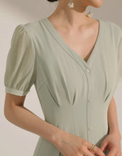 Load image into Gallery viewer, V-neck Puff Sleeve Waist-trissed Mermaid Long Dress
