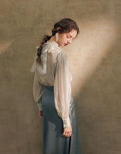 Load image into Gallery viewer, Bow-Bowed Puffy Sleeve Soft Light Blouse
