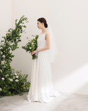 Load image into Gallery viewer, Elegant French Style Stitching Lacy Hollow V-Back Trailing Bridal Dress (Copy)

