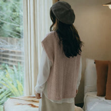 Load image into Gallery viewer, Japanese  Knitted Beret Hat
