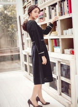 Load image into Gallery viewer, Jagged Jacquard Contrast Trim Dress
