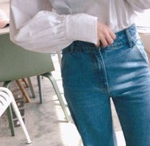 Load image into Gallery viewer, Fresh Bow Tie Puff Sleeve Top
