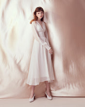 Load image into Gallery viewer, CLASSICAL V-NECK SKIN LONG SLEEVE DRESS
