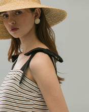 Load image into Gallery viewer, Tie Waist Colour Matching Stripes Dress
