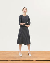 Load image into Gallery viewer, TWIST STRIPED PUFF SLEEVE DRESS

