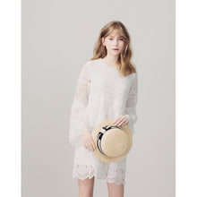 Load image into Gallery viewer, French Atmosphere LADY lotus Leaf Sleeve Lace Dress
