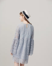 Load image into Gallery viewer, French Atmosphere LADY lotus Leaf Sleeve Lace Dress
