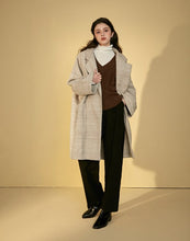 Load image into Gallery viewer, Minimalist Check Loose Wool Coat
